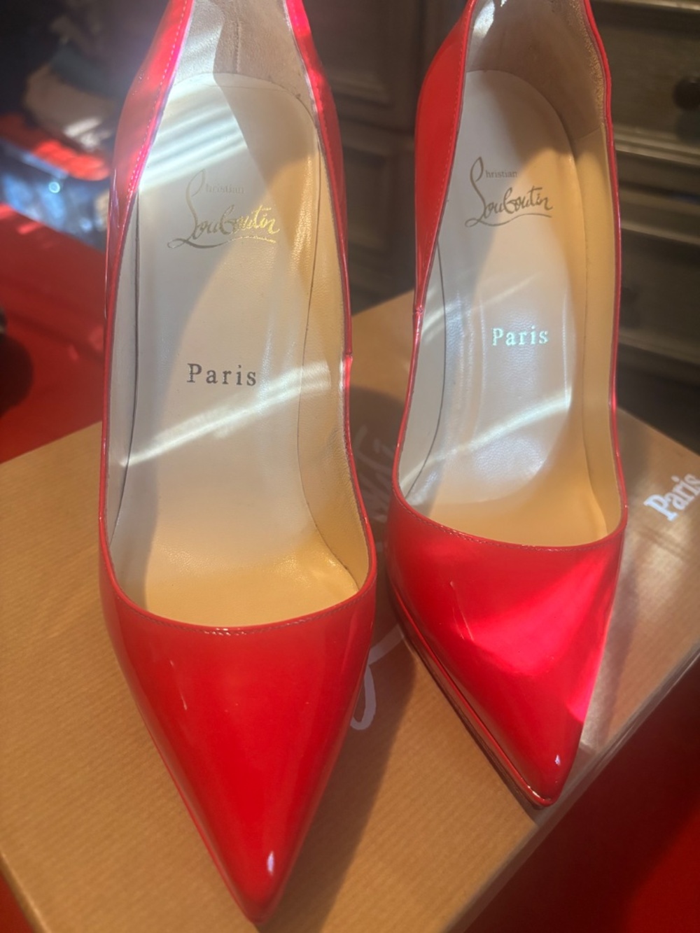 Red bottoms - Picture 4 of 6